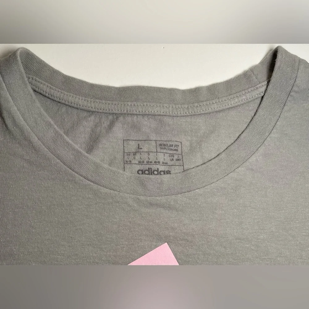 Adidas Short Sleeve Tee with Pink Logo - Picture 3 of 4